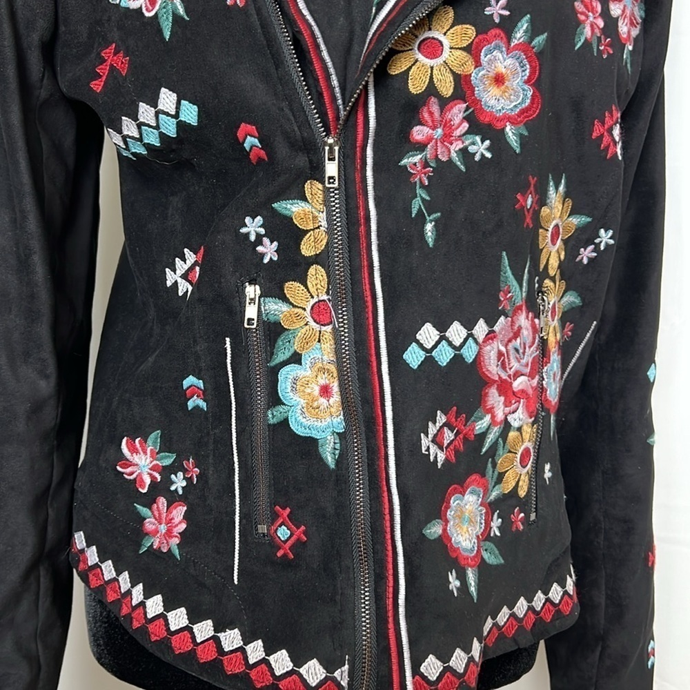 Savanna Jane Faux Suede Floral Embroidered Moto Jacket - Picture 3 of 6